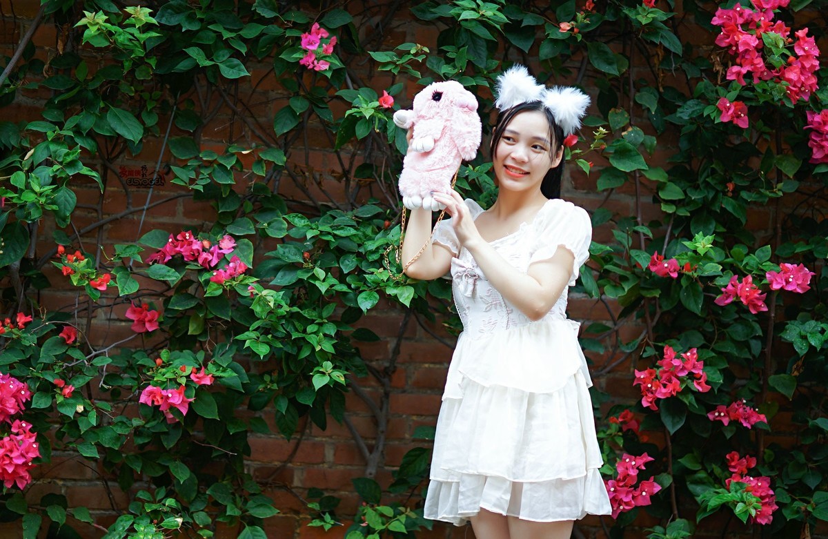 【阳光可爱美少女】---佳佳