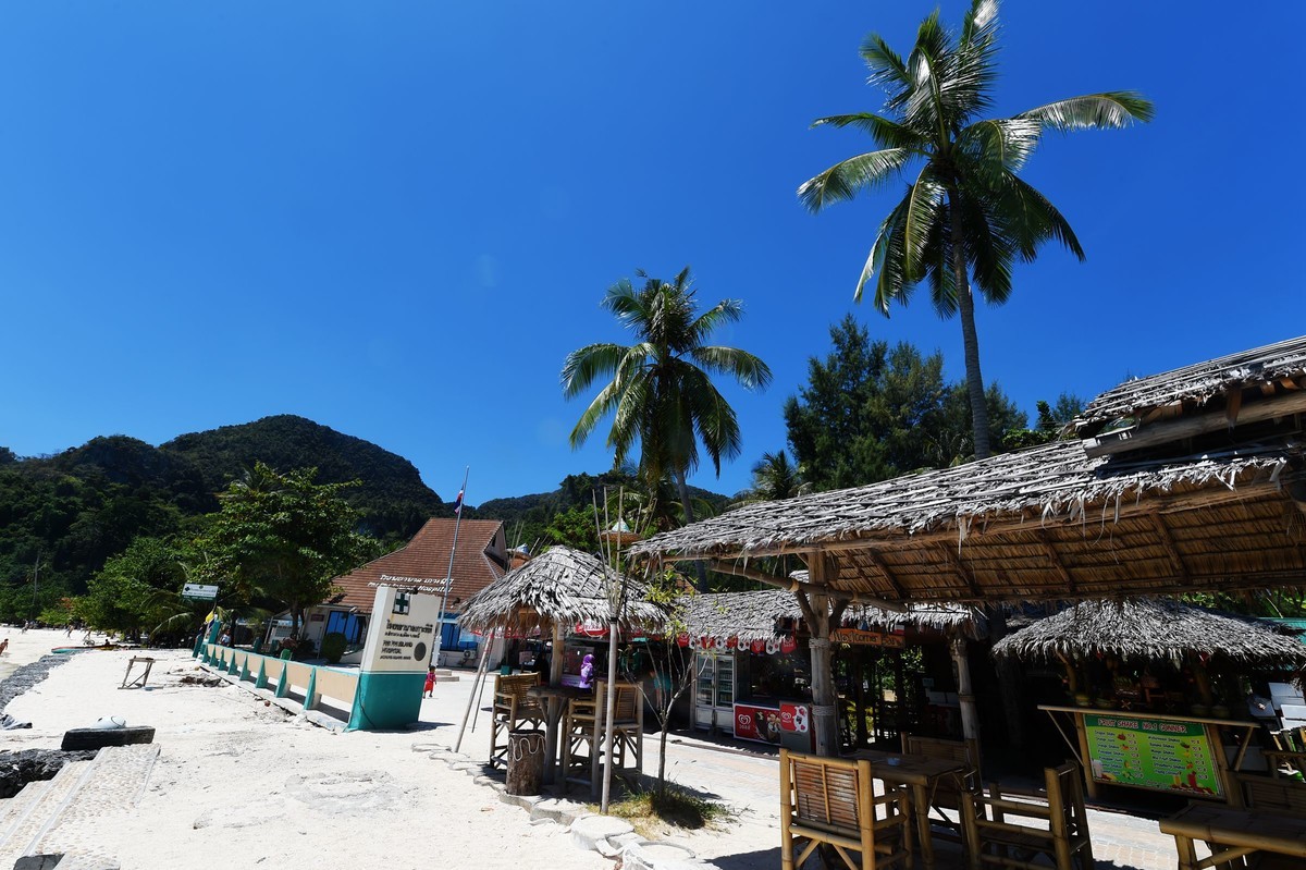 一组D4S 14-24 泰国皮皮岛海滩游艇海上风光随拍