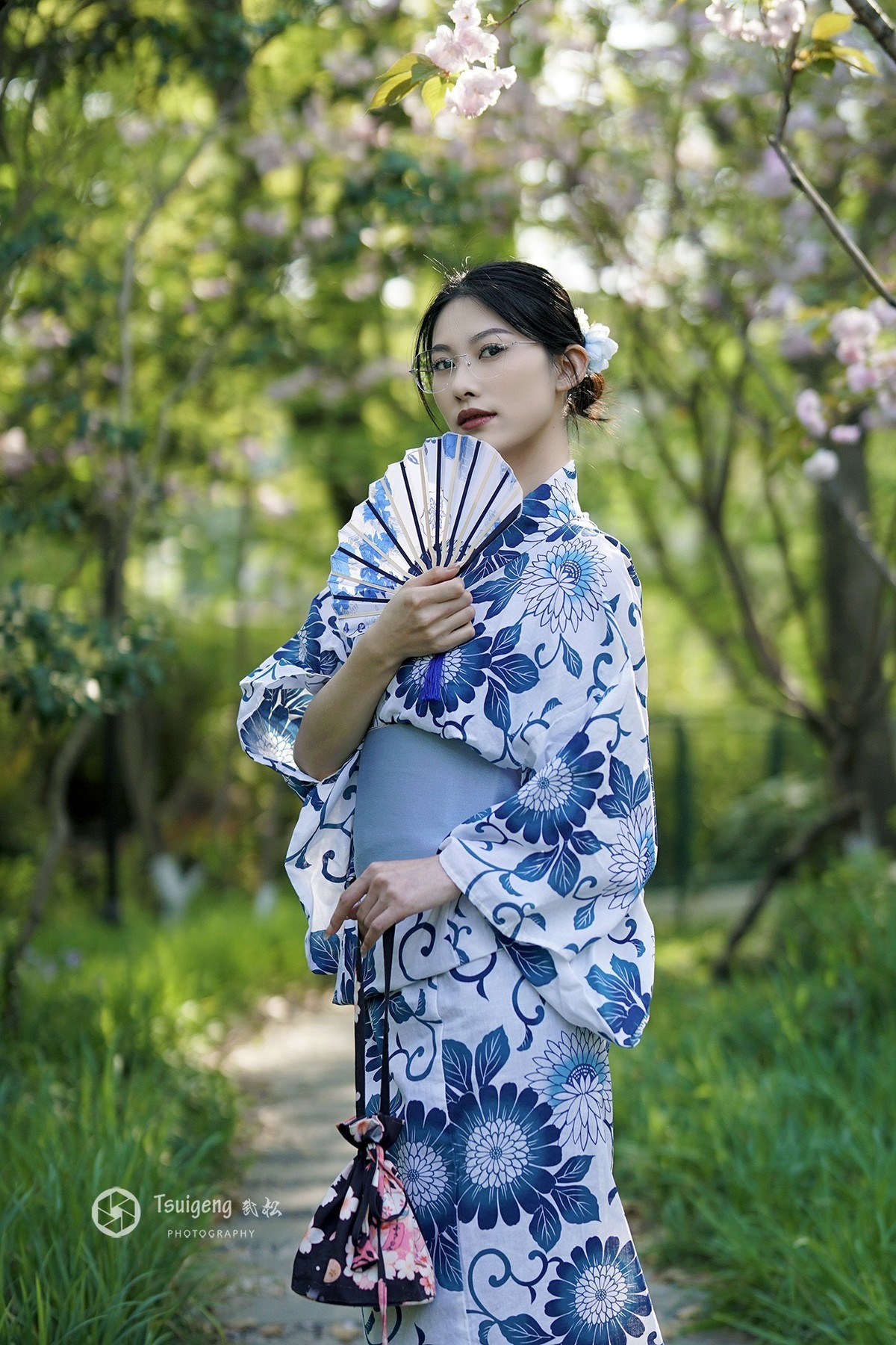 故乡的樱花开了之鹿鹿