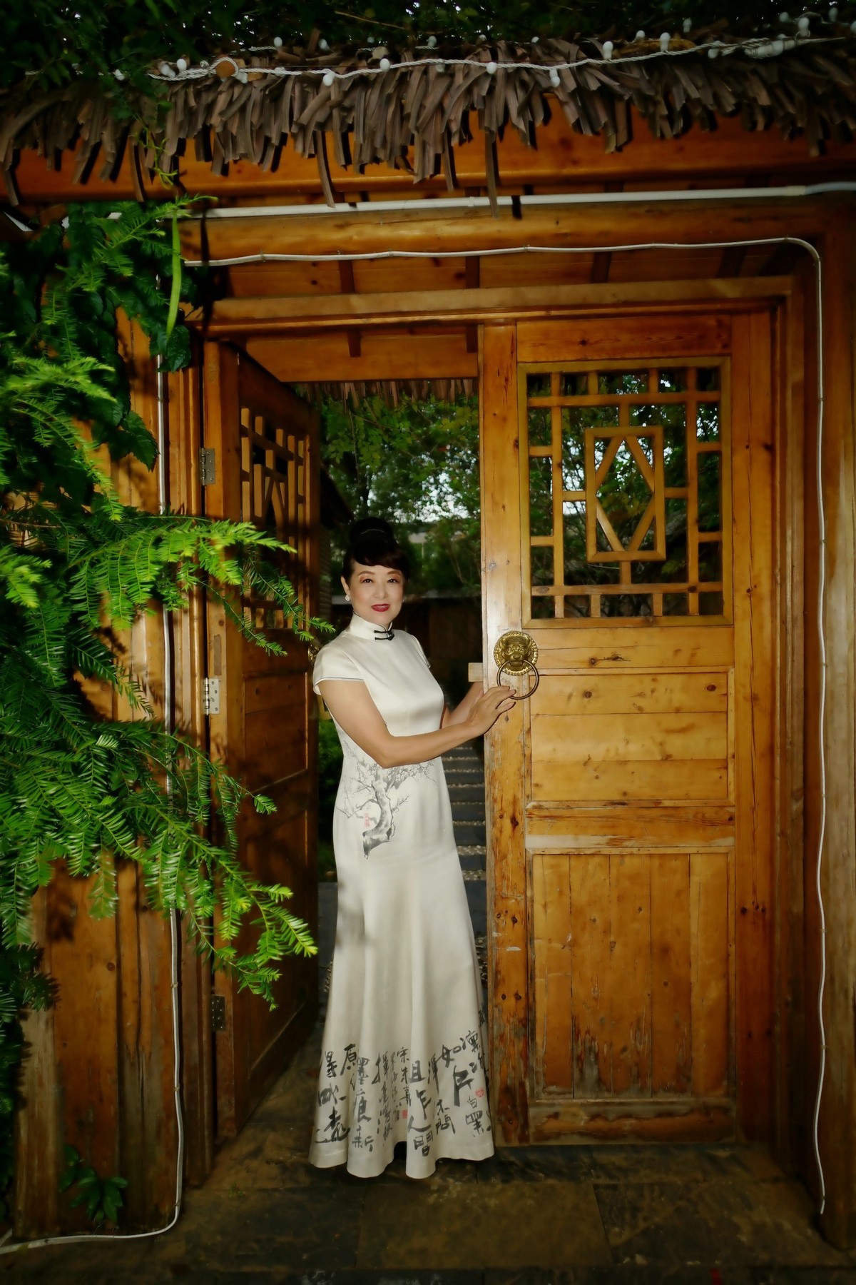 室内环境人像---蜜泉湖休假的美女！