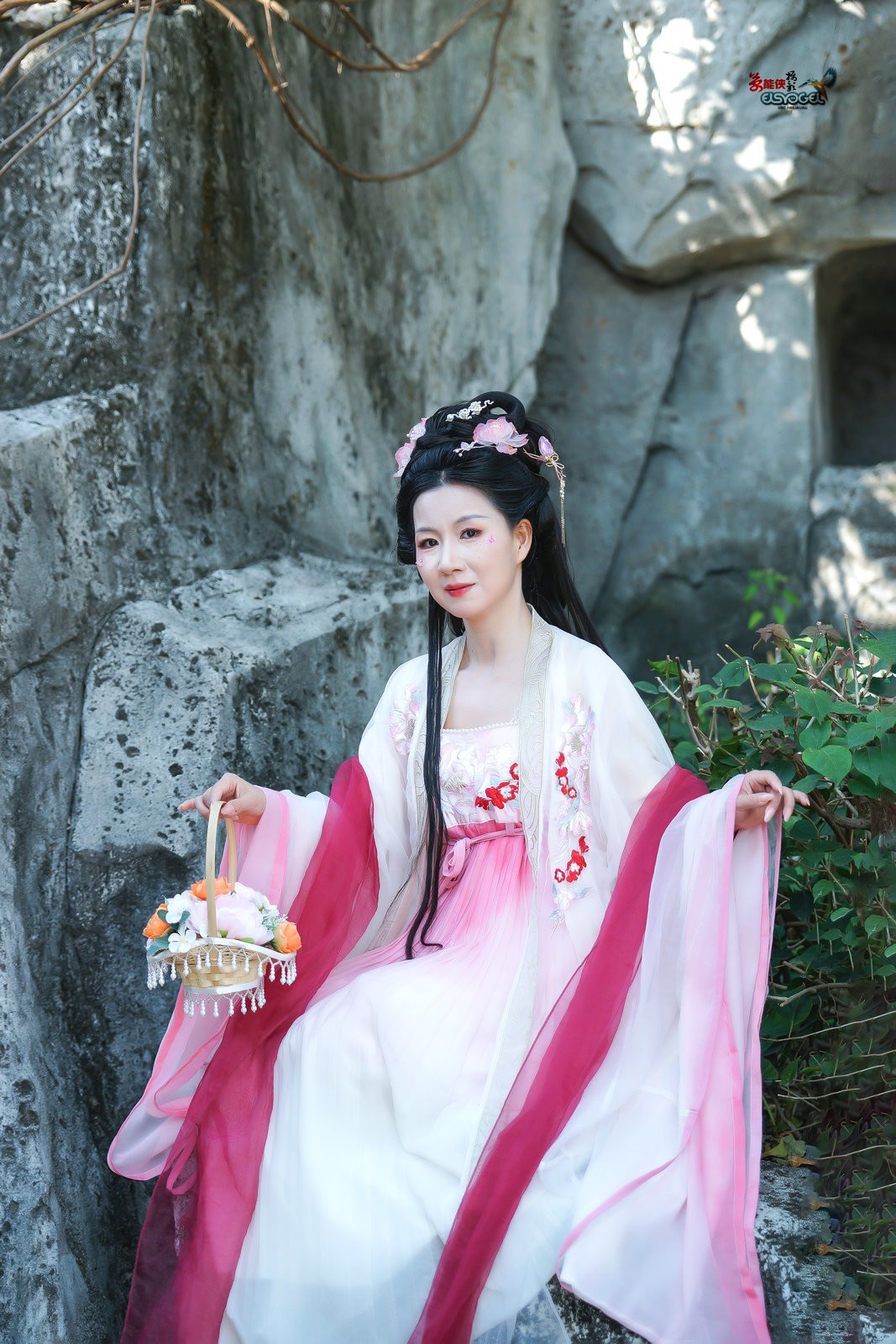 【神山仙女】--- 婉灵