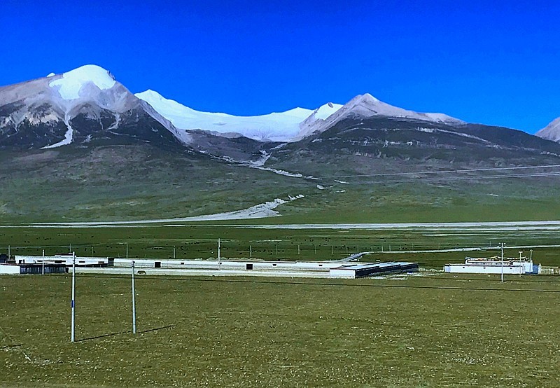 【不老松：游摄纪实】：〔02〕西藏风情！初识兰天、白雲、青山、雪山！