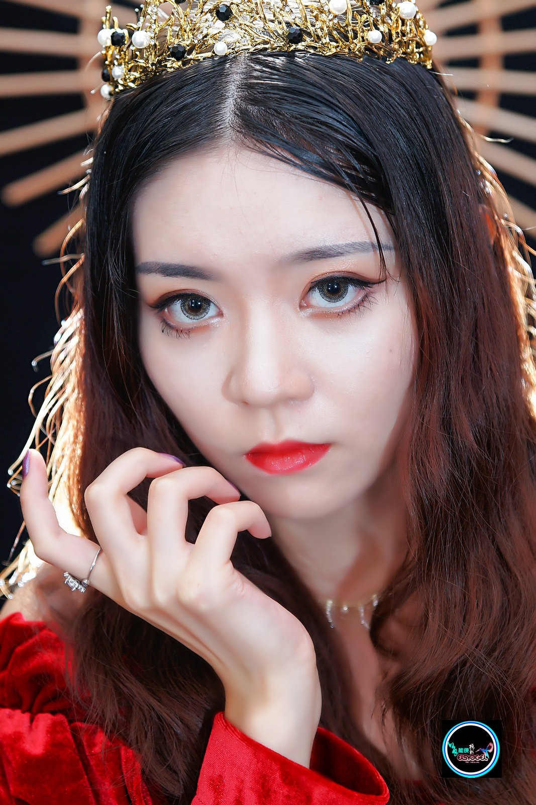 【红衣狮女】---心乐-中关村在线摄影论坛