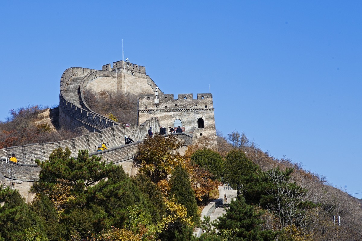 满山红叶映长城—八达岭长城