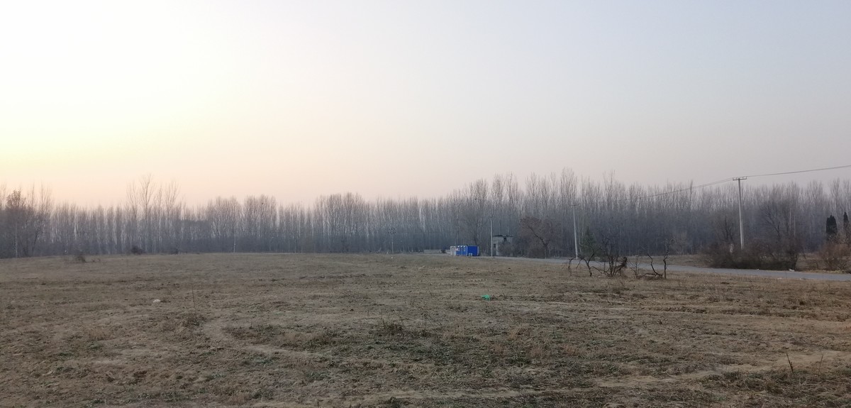 零下三度荒原中的小工屋