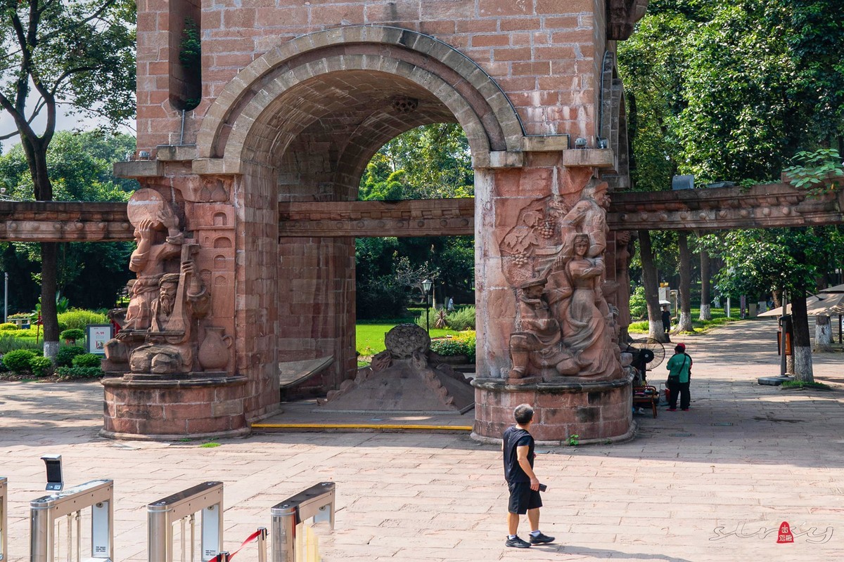 四川行（二）德阳石刻公园