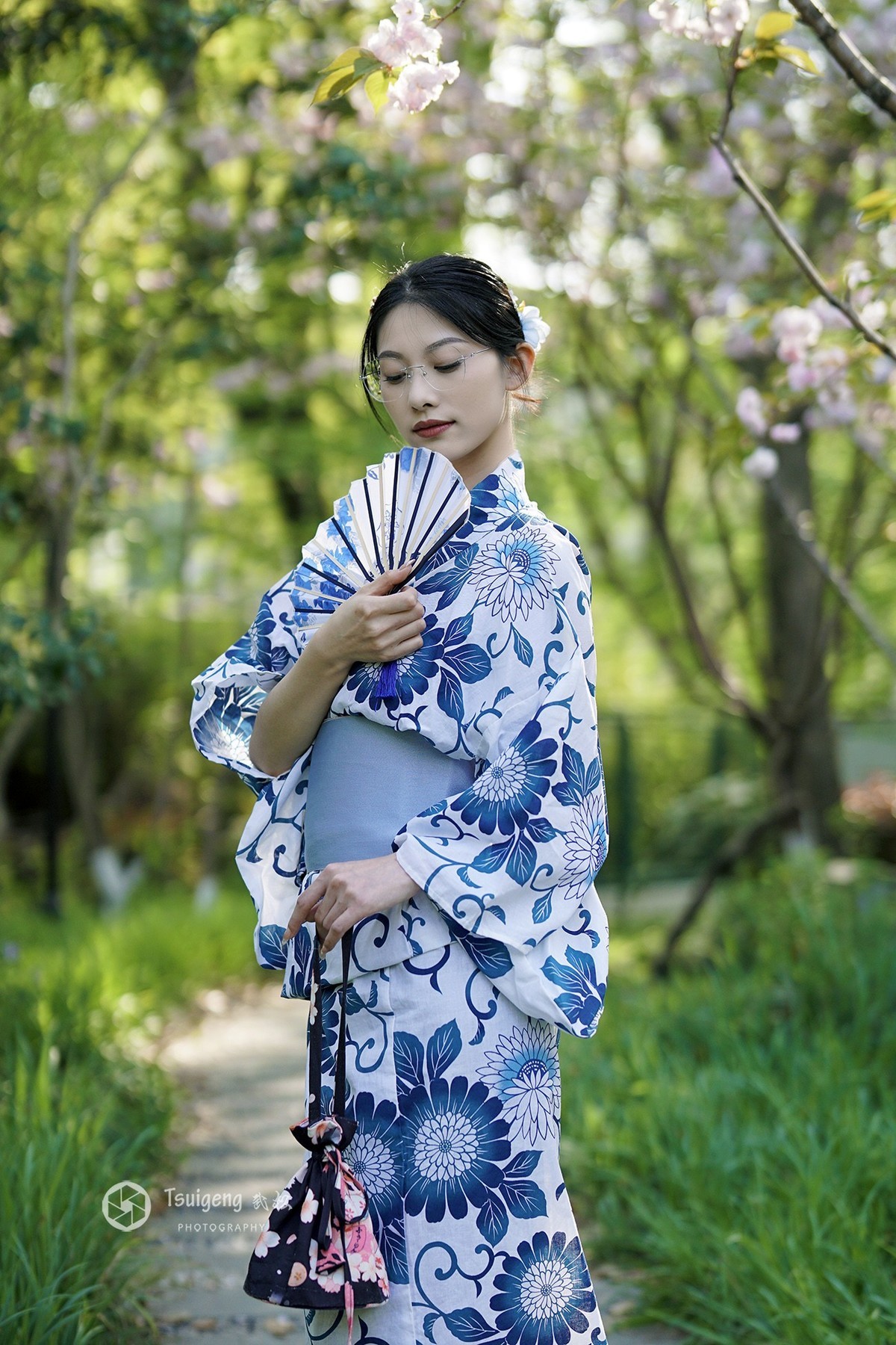 故乡的樱花开了之鹿鹿