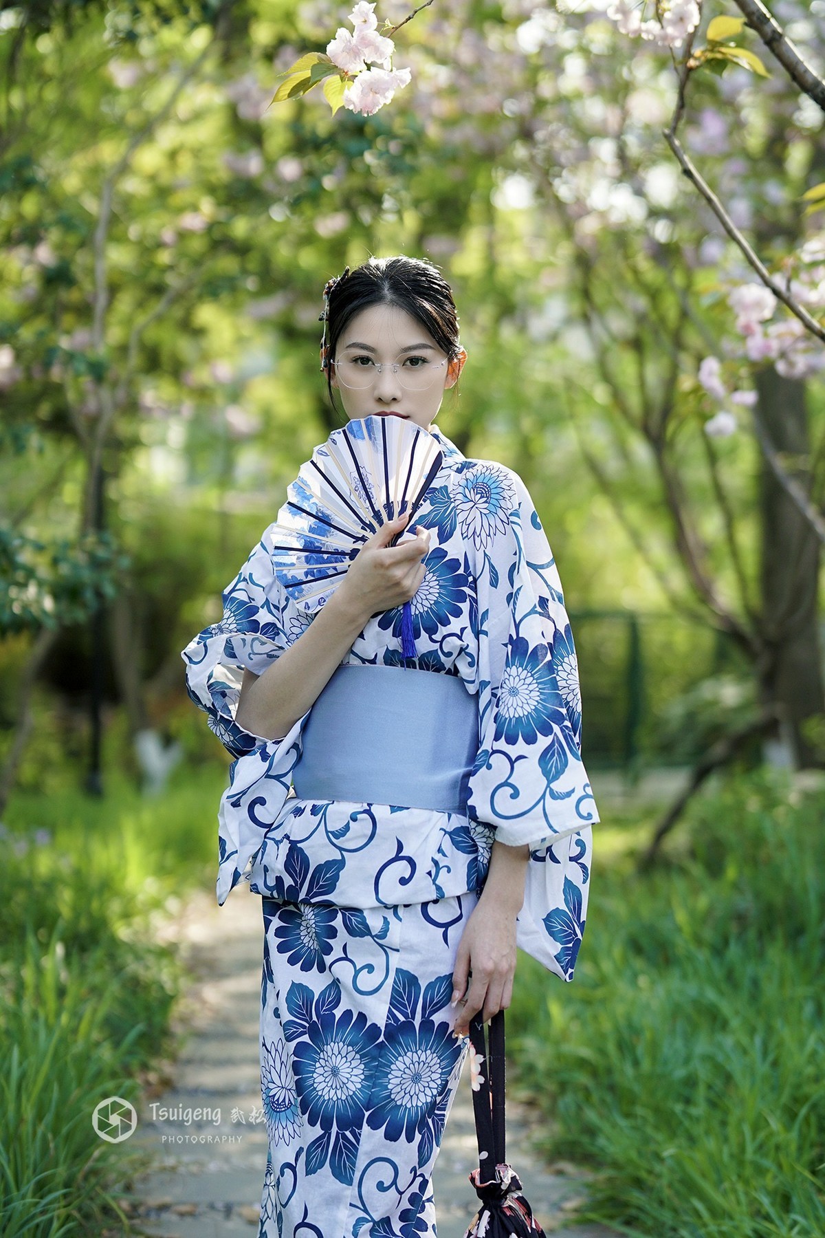 故乡的樱花开了之鹿鹿