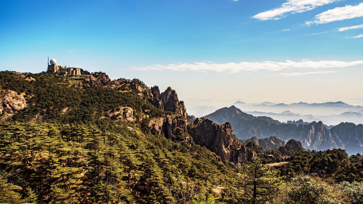 黄山--峰峦随镜入画图【1】
