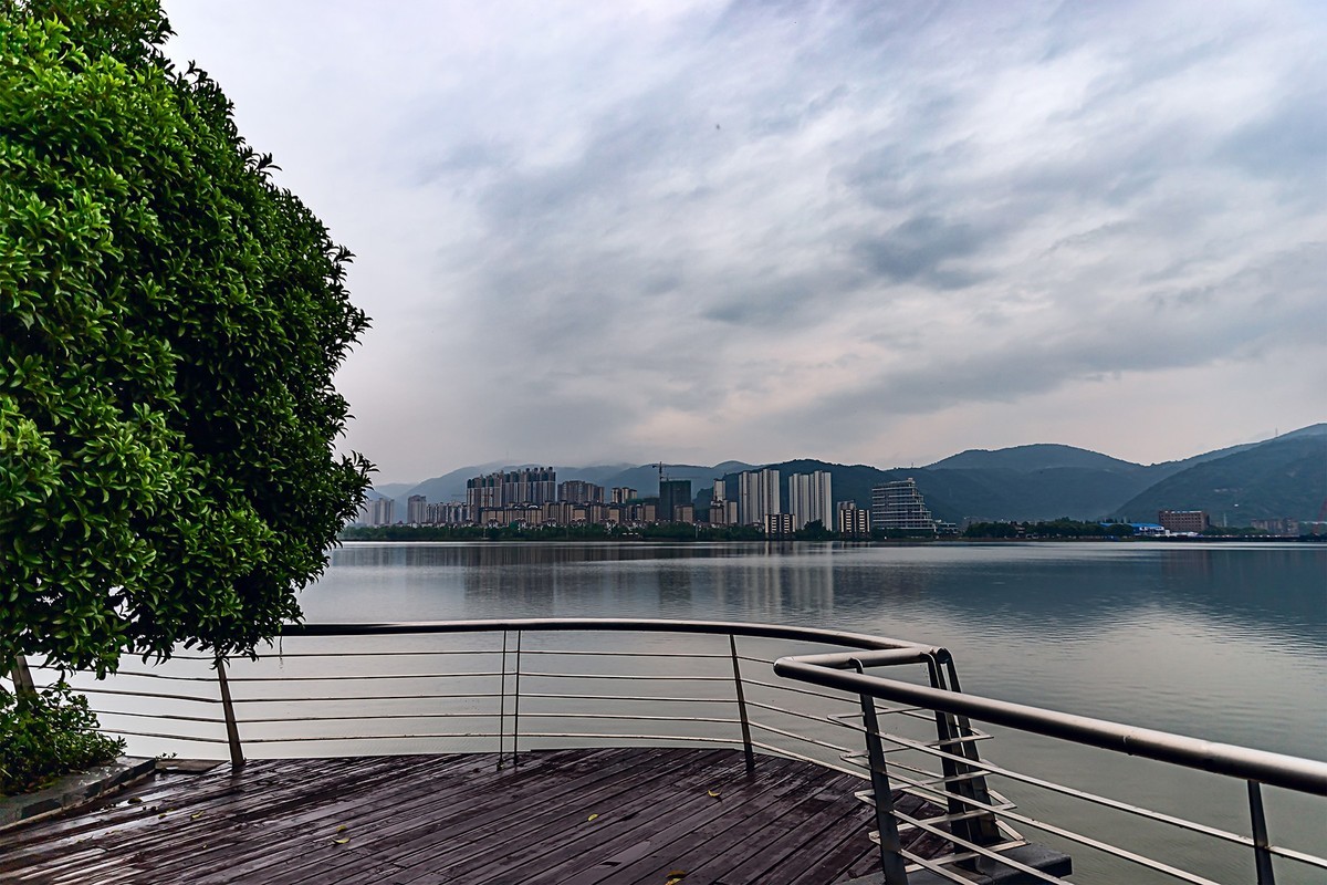 旅游记录 ：湖北 · 黄石 · 托尼洛 · 兰博基尼酒店