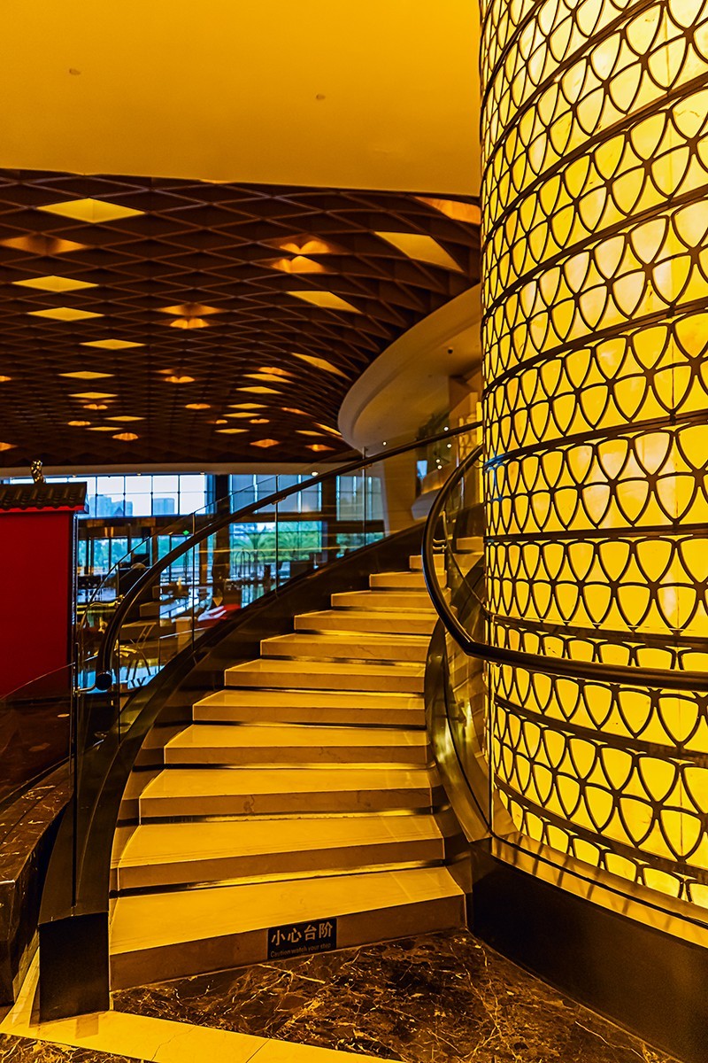 旅游记录 ：湖北 · 黄石 · 托尼洛 · 兰博基尼酒店