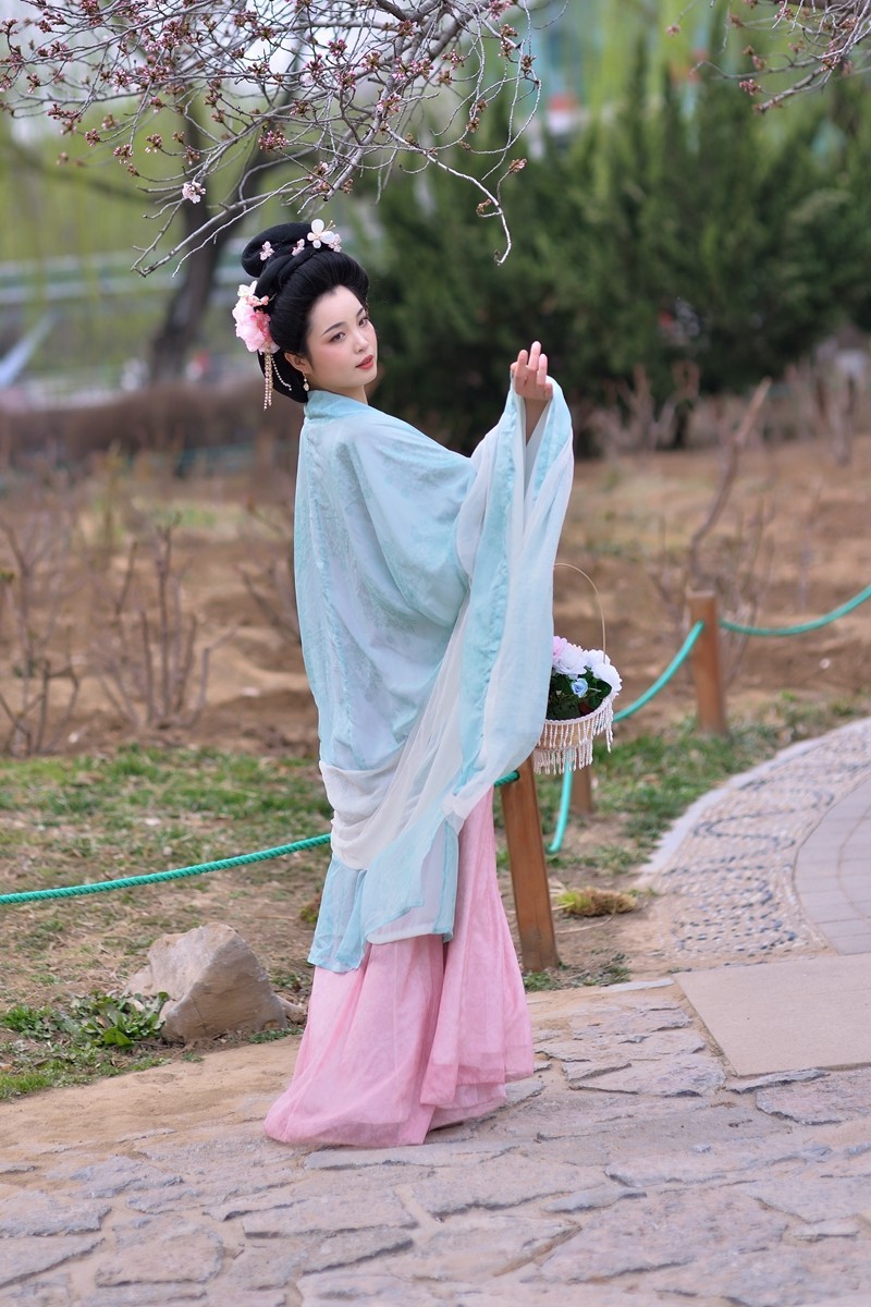 【视觉光影】 环 境 人 像 （11）