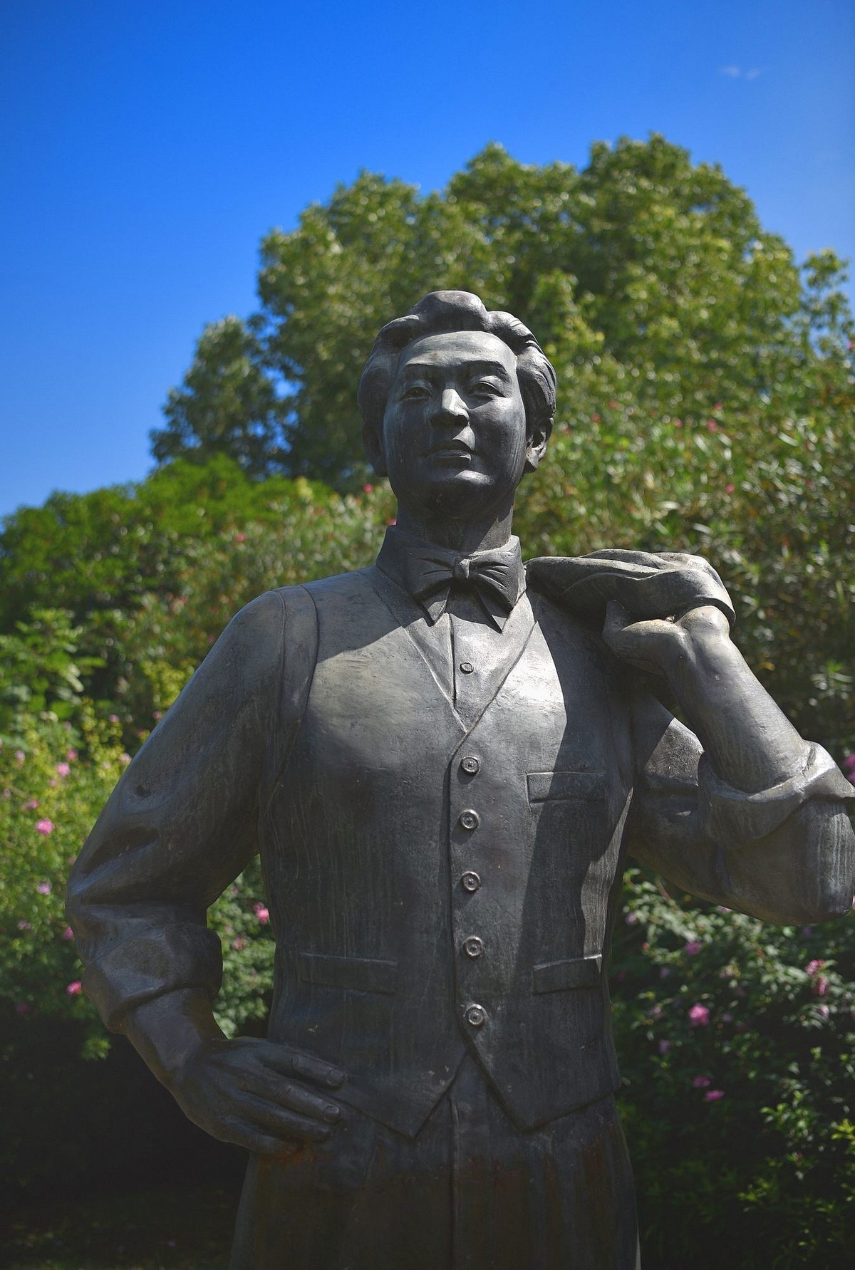 长沙《谁主沉浮》群雕：毛 泽东与湘籍战友