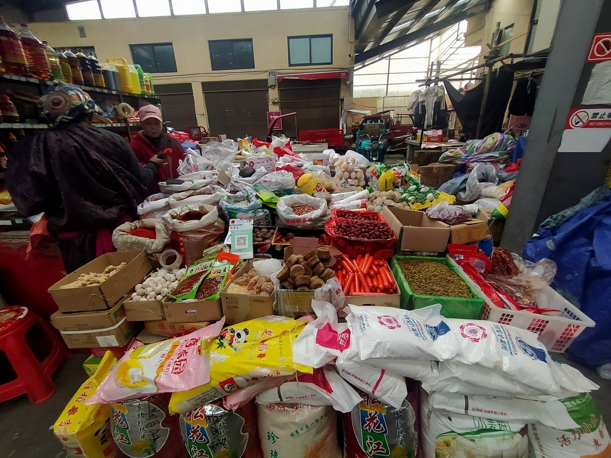 2023夏 黔赣鄂渝川（134）甘孜牦牛肉数色达