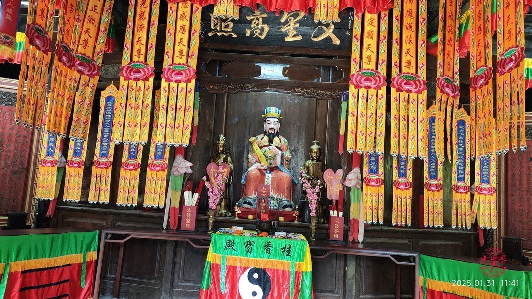 云南玉龙雪山|白沙镇     周鸣天