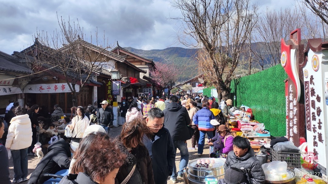云南玉龙雪山|白沙镇     周鸣天