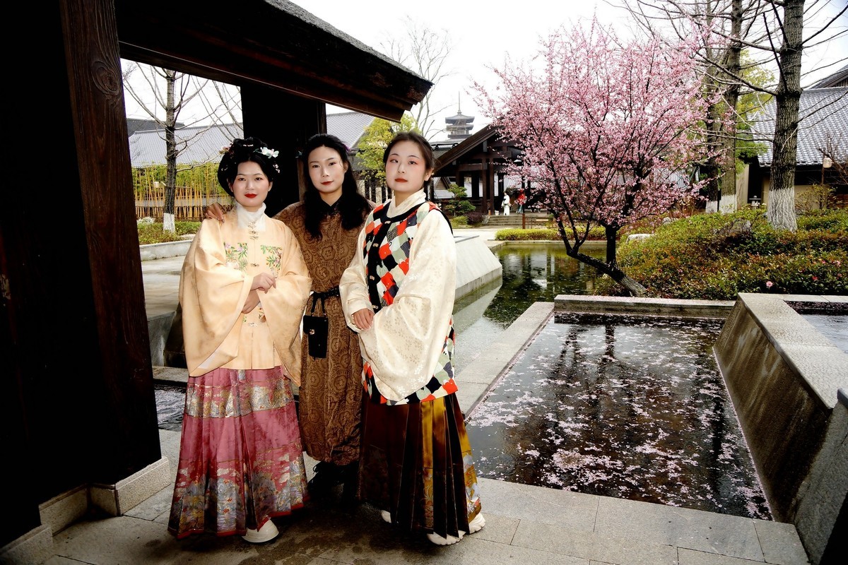 环境人像---东山问梅山庄！