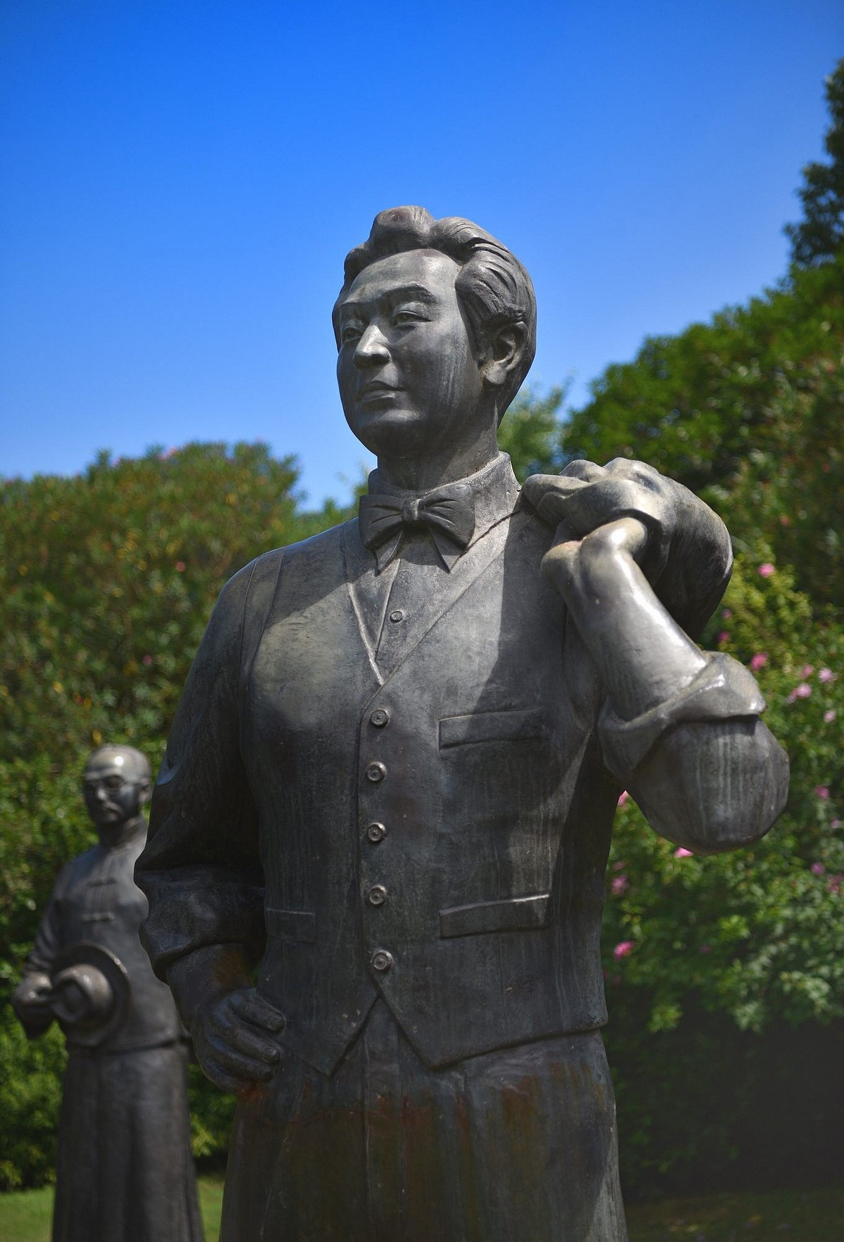 长沙《谁主沉浮》群雕：毛 泽东与湘籍战友