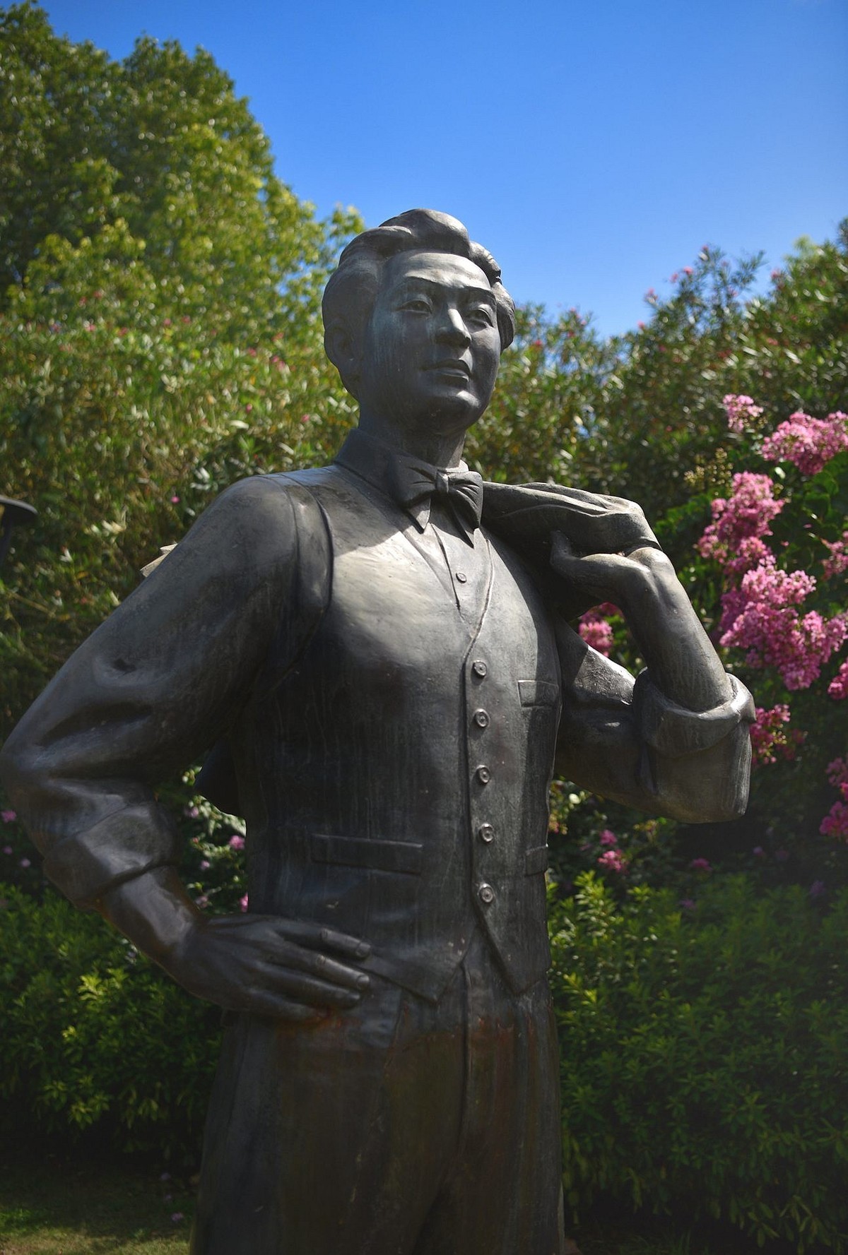 长沙《谁主沉浮》群雕：毛 泽东与湘籍战友