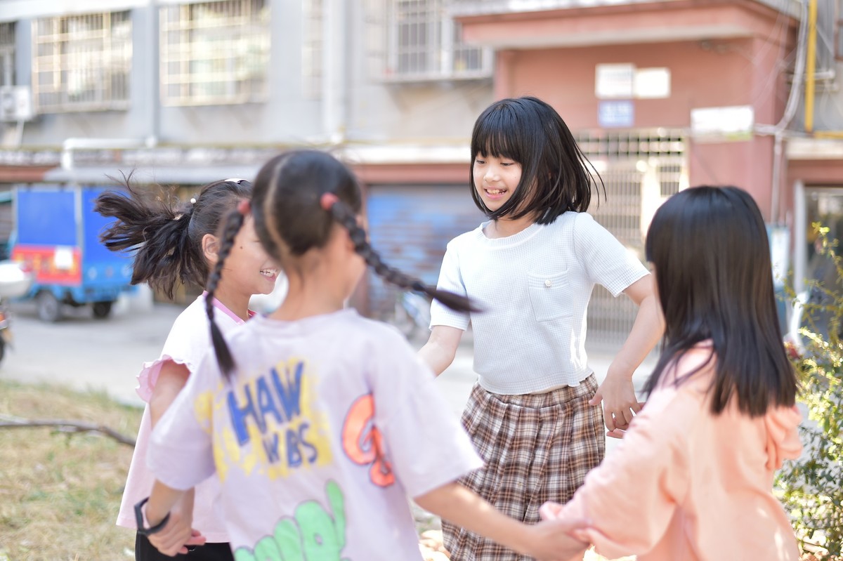 发几张原片直出