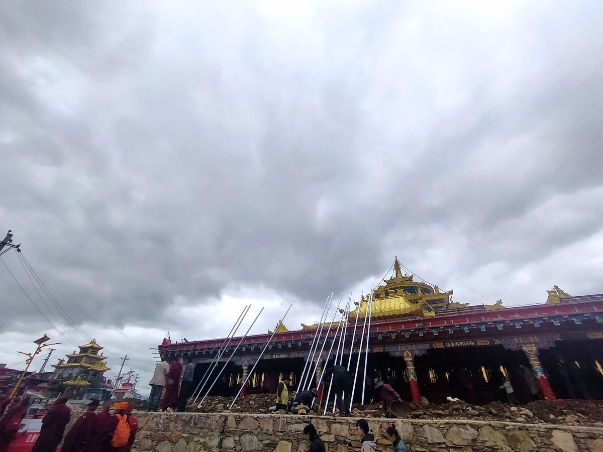 2023夏 黔赣鄂渝川（134）甘孜牦牛肉数色达