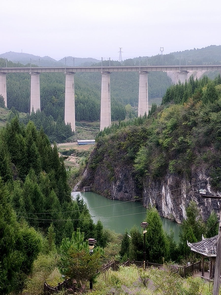 2023国庆 湘桂黔（46）铜仁市锦江大桥