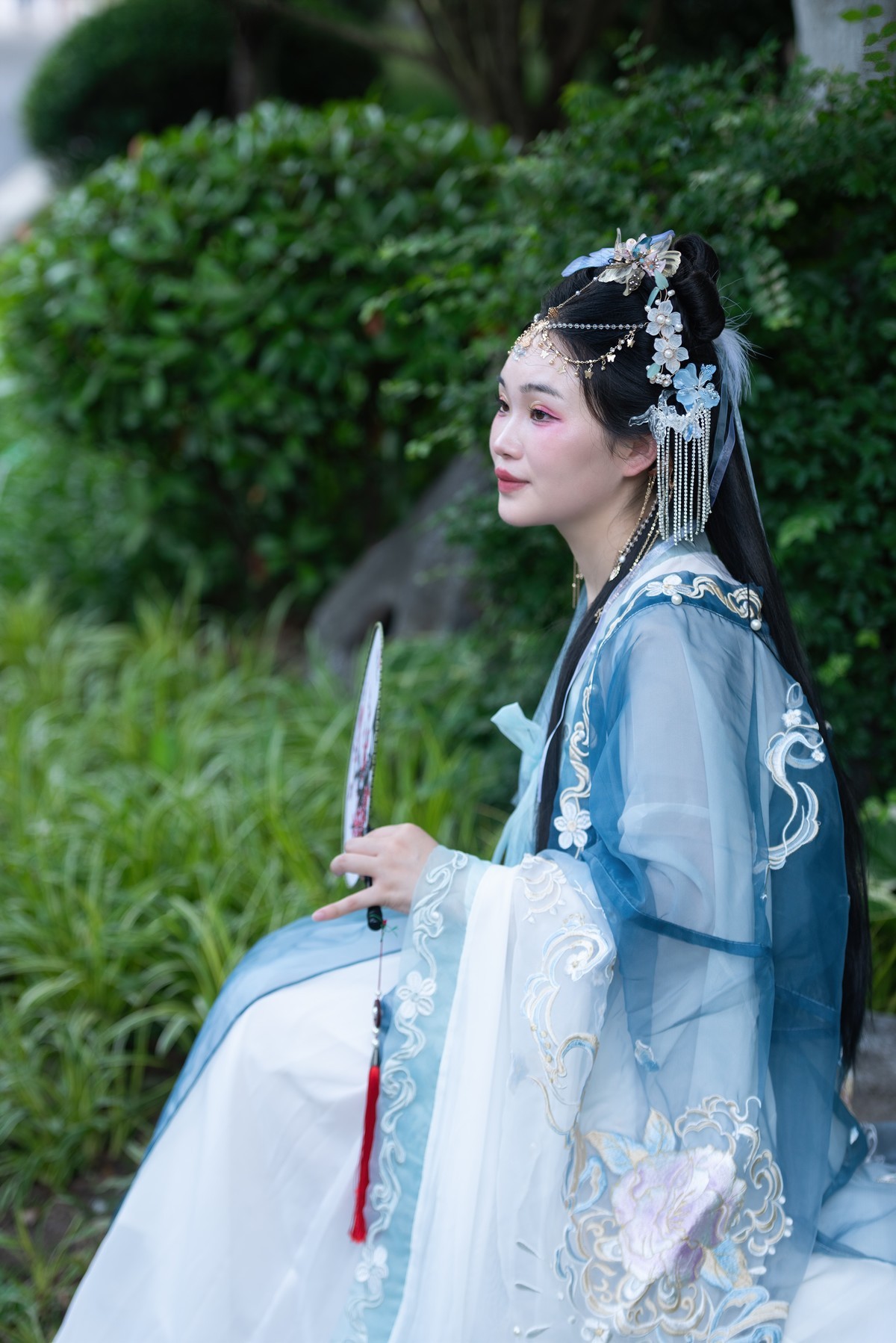 初夏的古装人像