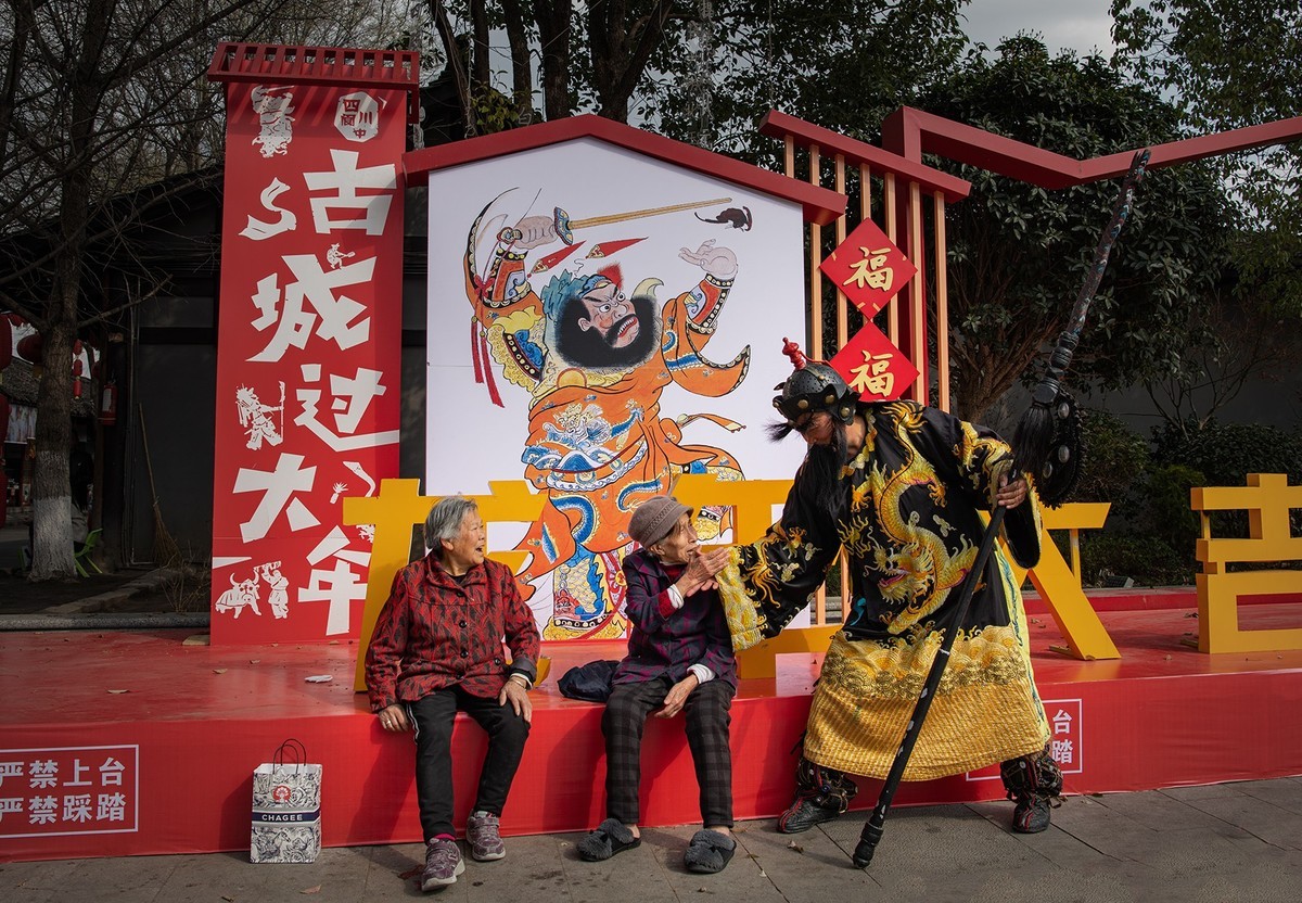 邹晓洁《阆中古镇寻张飞》