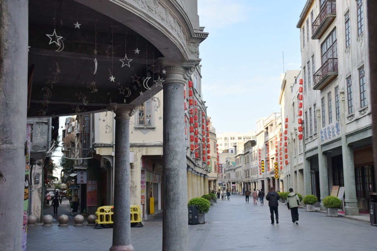 2025春节 广东行（8）骑楼建筑群