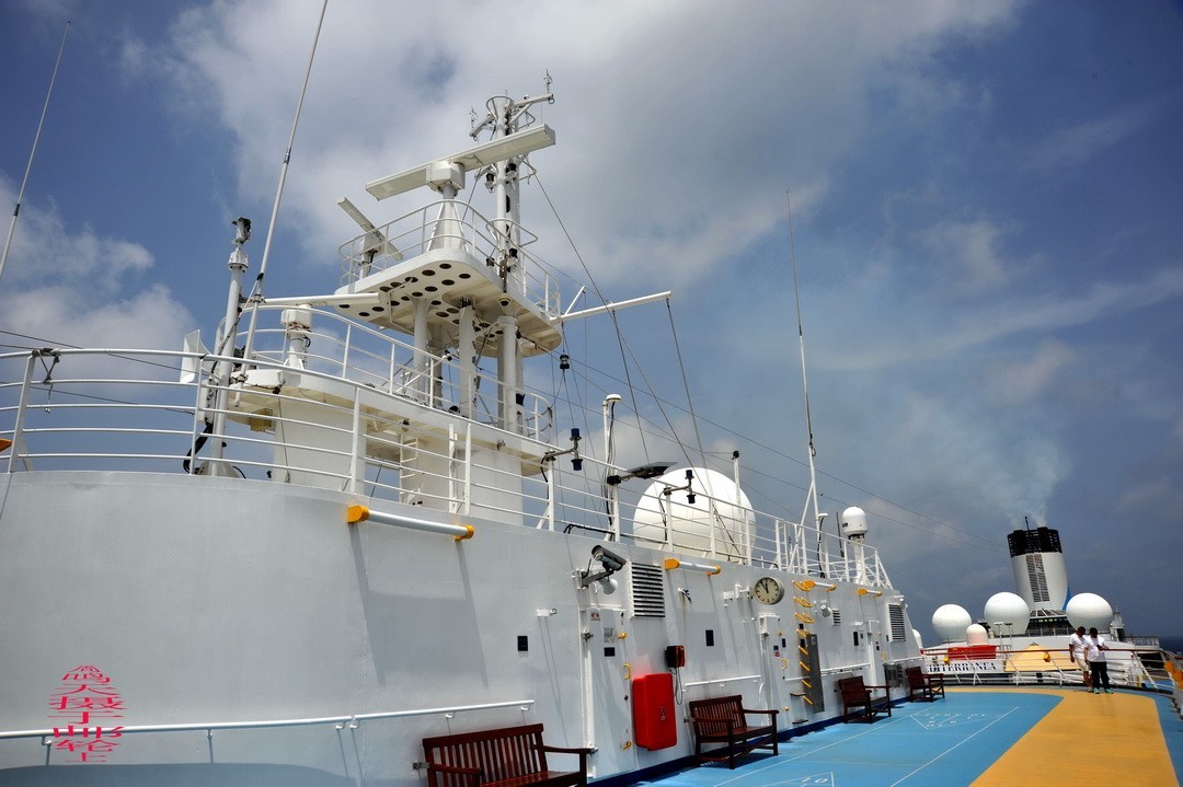 邮轮海上精彩纷呈的文娱活动     周鸣天