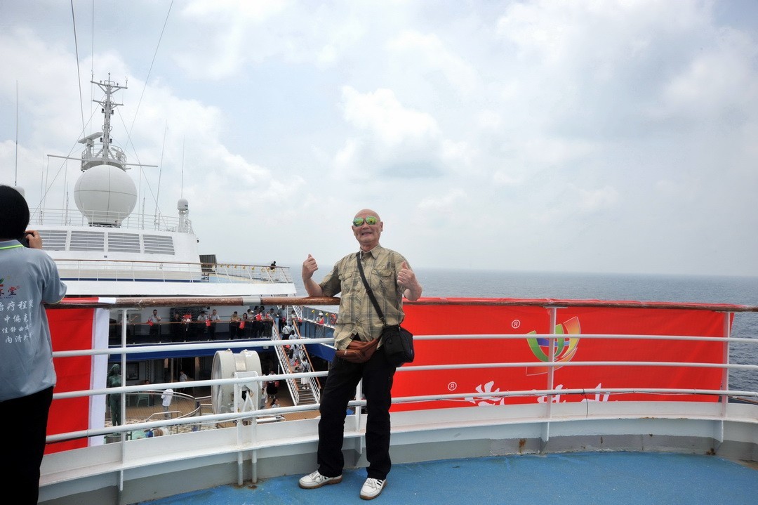 邮轮海上精彩纷呈的文娱活动     周鸣天