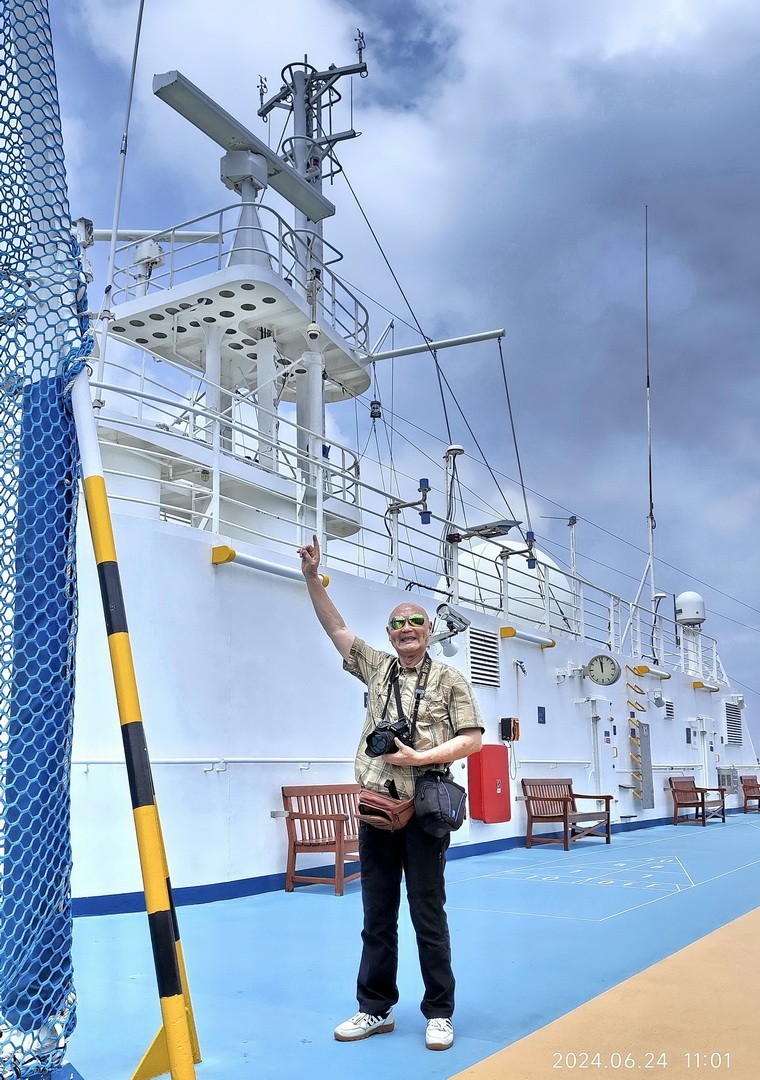 邮轮海上精彩纷呈的文娱活动     周鸣天