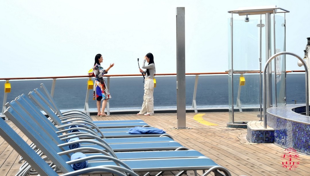 邮轮海上精彩纷呈的文娱活动     周鸣天