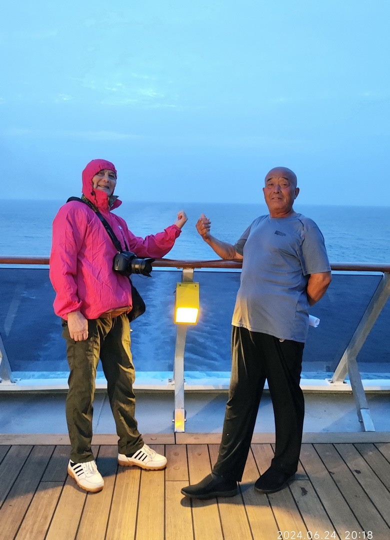 邮轮海上精彩纷呈的文娱活动     周鸣天