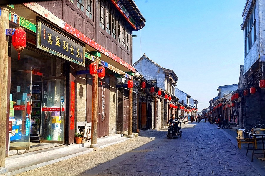 《不老松：纪实摄影》【大好河山系列报導】邯郸游摄！廣府古城 (5)家家户户掛红灯！