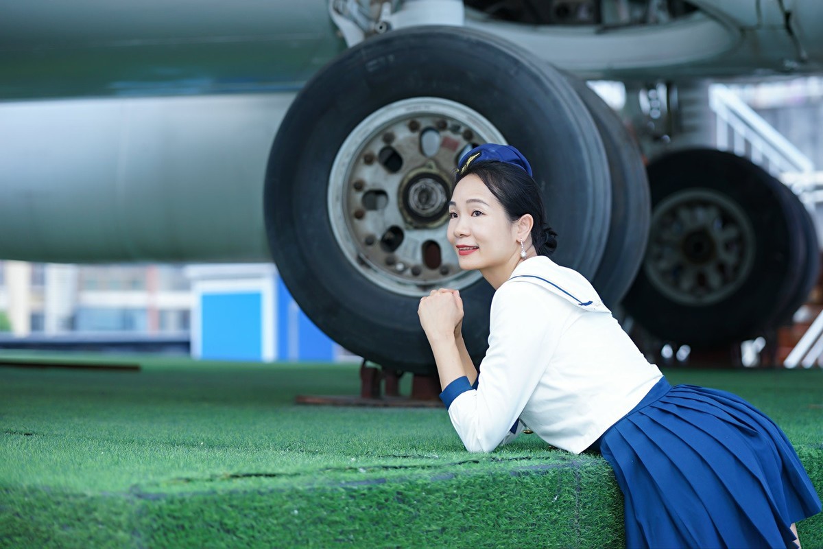 【优雅空姐】---丰银