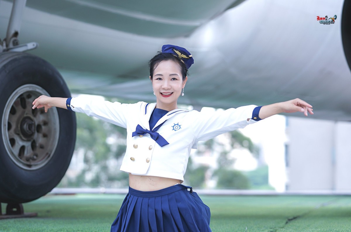 【优雅空姐】---丰银