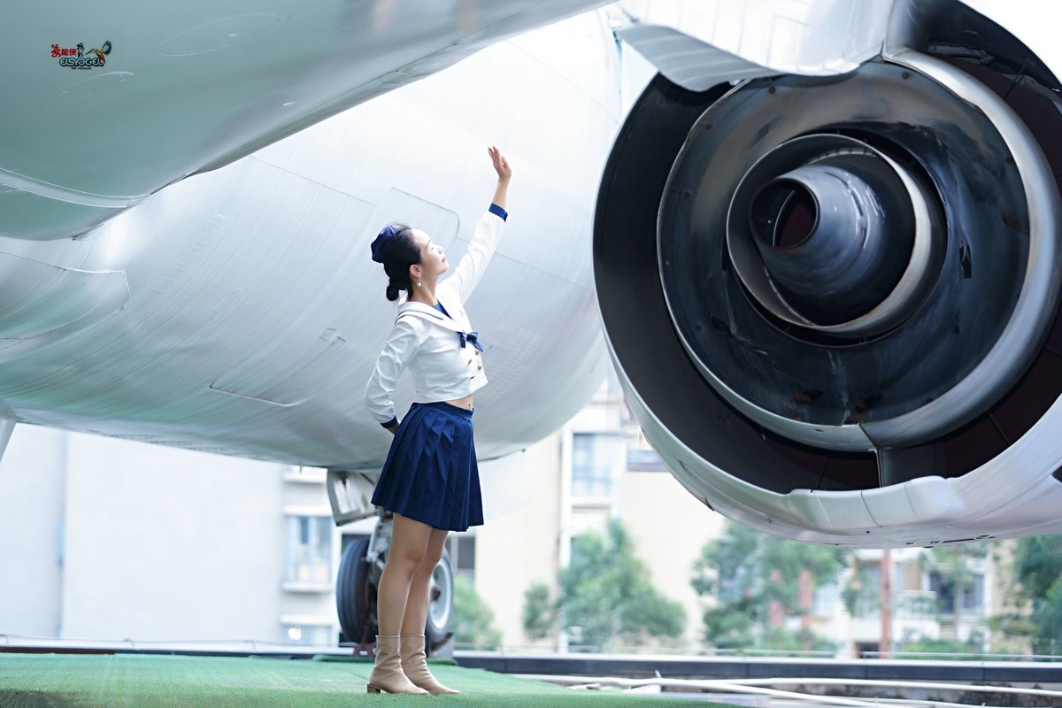 【优雅空姐】---丰银