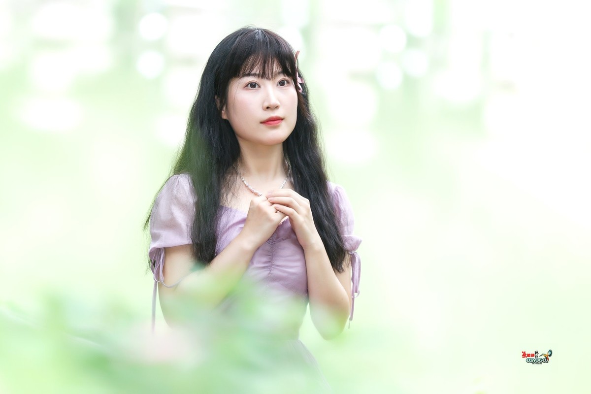 【花间少女】---似海