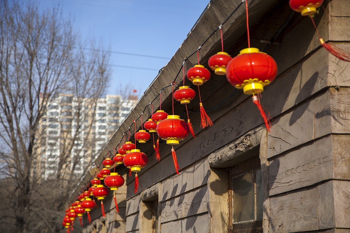 瑞雪迎春闹元宵,雪打灯笼添美意！