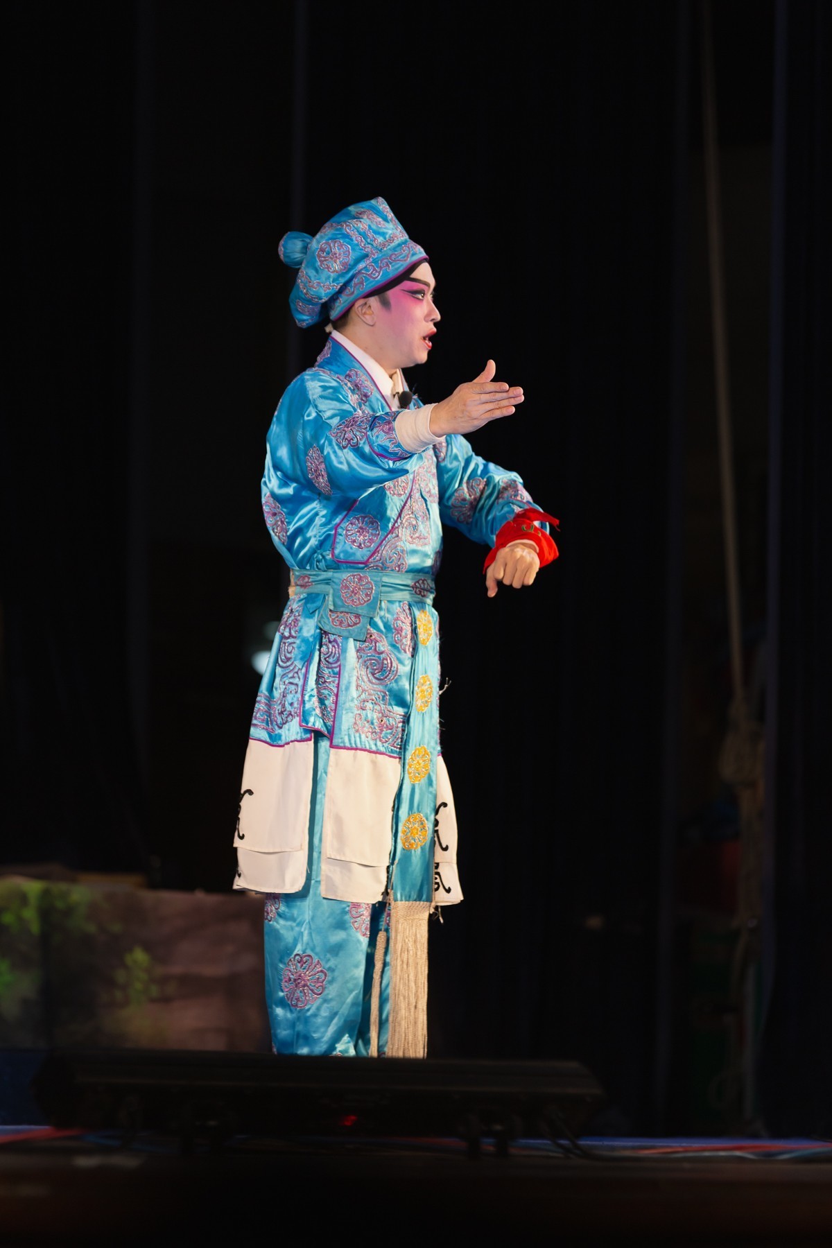 咿咿呀呀唱大戏