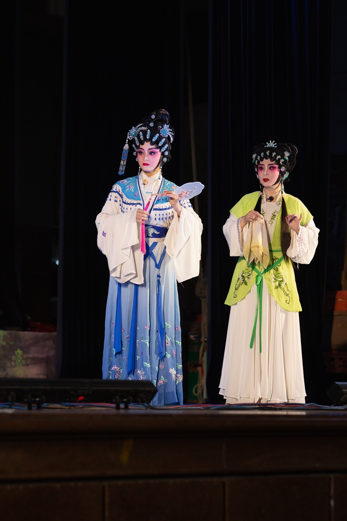 咿咿呀呀唱大戏