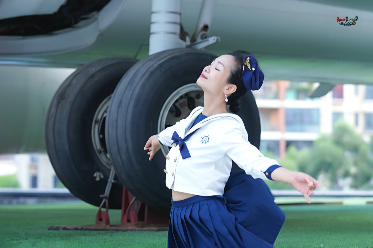 【优雅空姐】---丰银