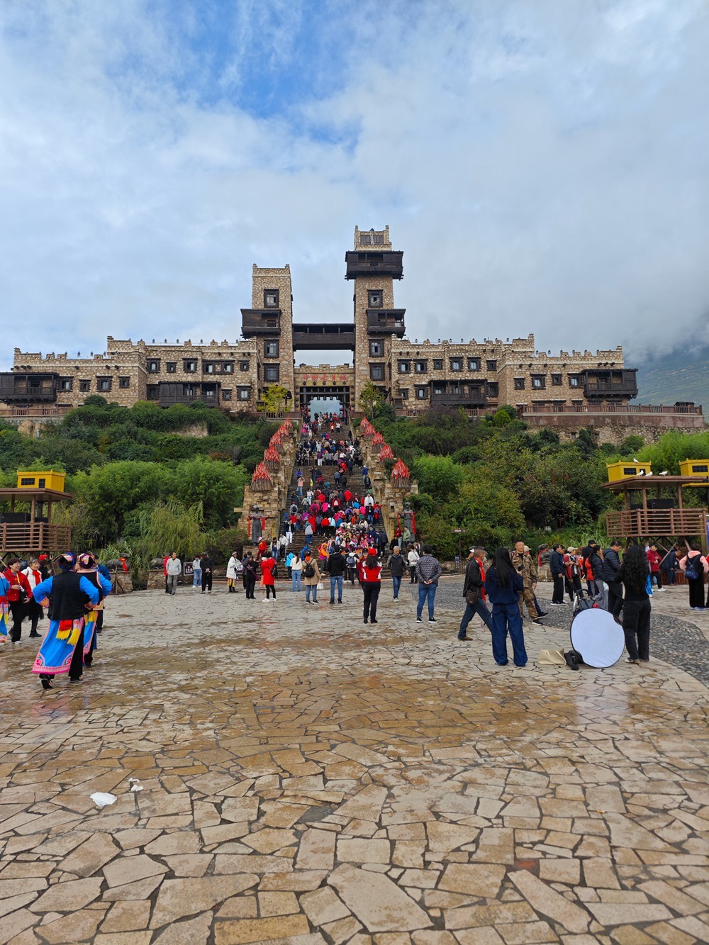 1112中国古羌城(局部)