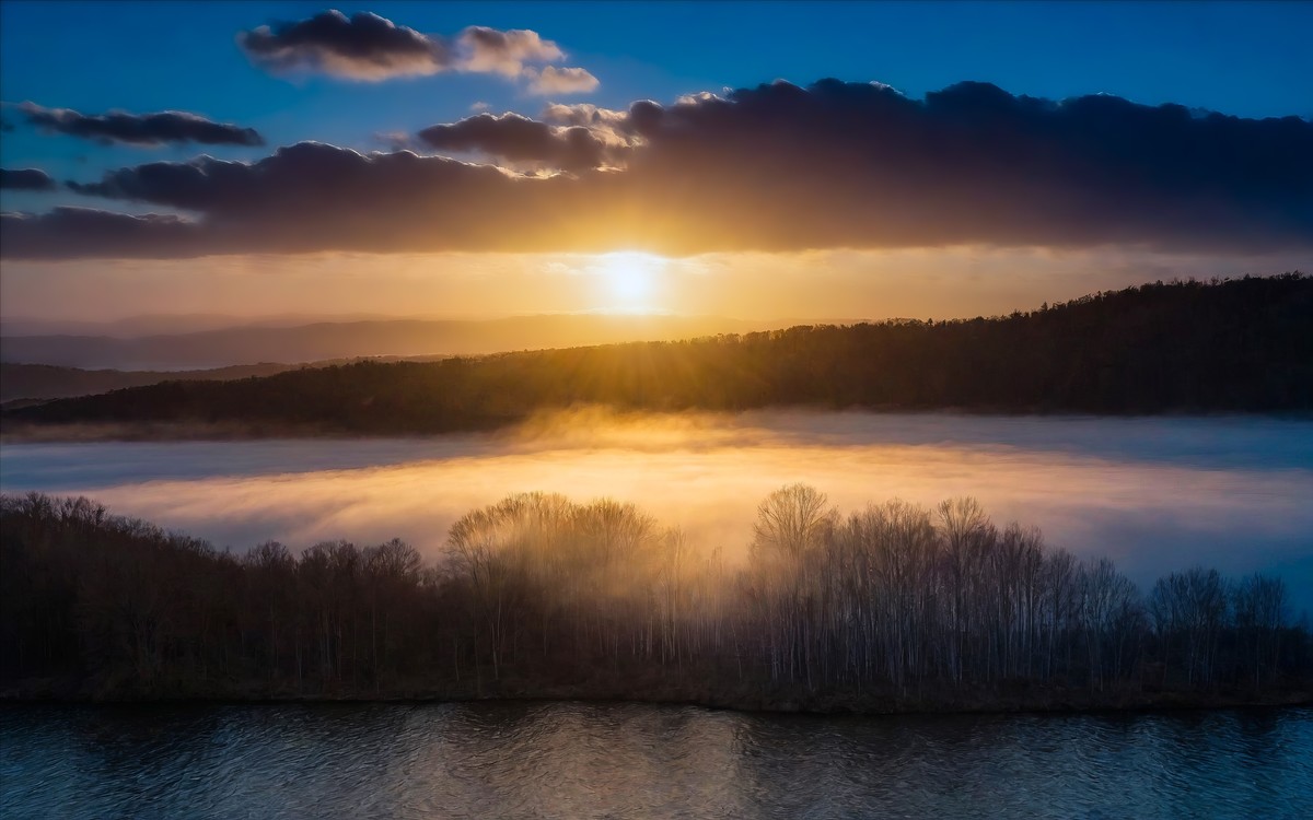 俯瞰大地，感受大自然的鬼斧神工