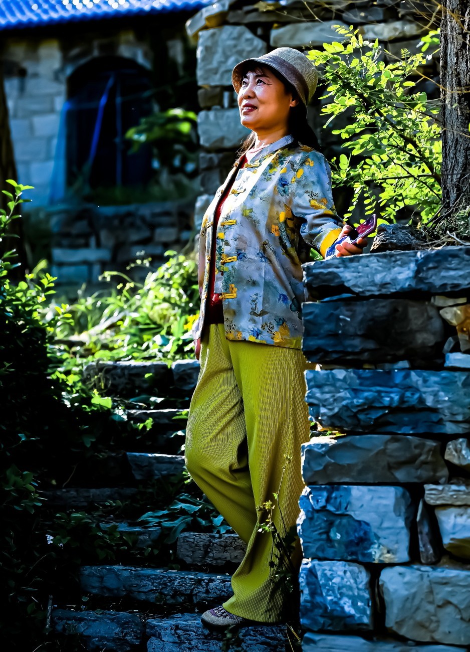 环境人像——山村丽人行