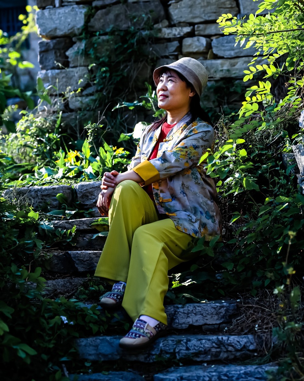 环境人像——山村丽人行