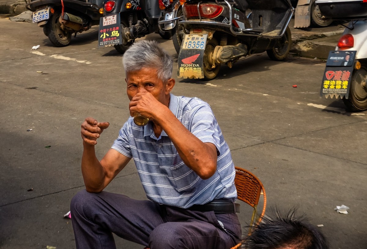 乡村赶集（怀念那段无需口罩的日子）