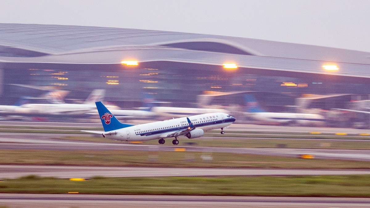 广州白云机场抓拍