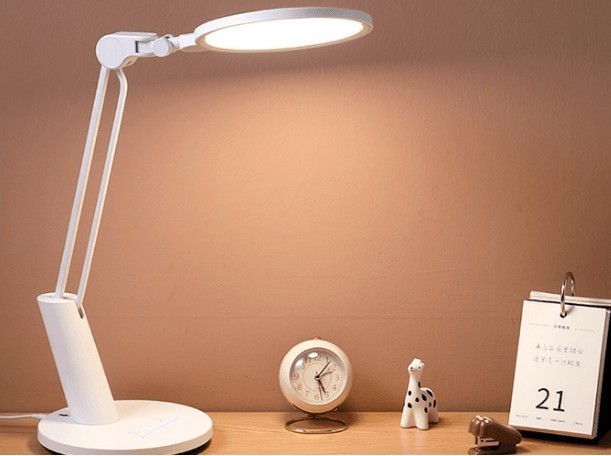 台灯哪个牌子的比较好保护视力？五款公认对视力好的护眼灯推荐